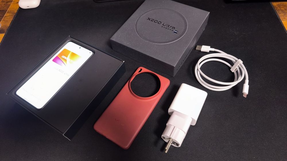 VIVO X200 ULTRA 512 GB / 16 GB RED (Impecavel, com garantia)