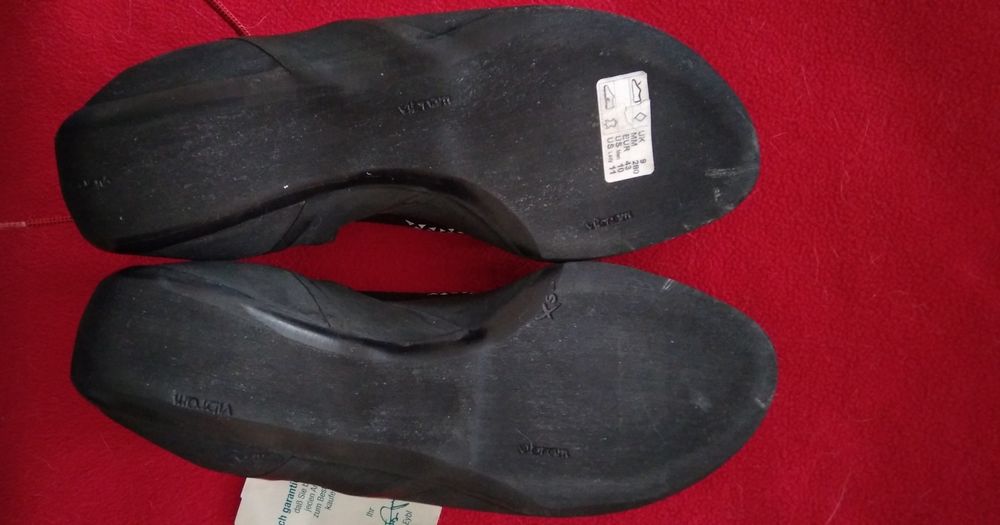 Buty wspinaczkowe Rock Pillars-VIBRAM XSC--Top Gun rozm.43-Nowe !!!