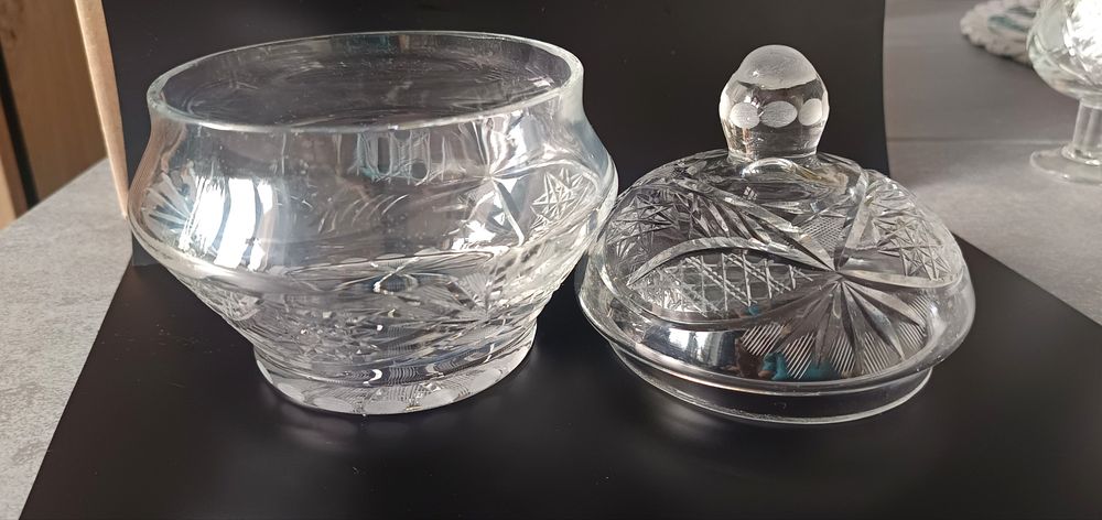 Kryształowa bomboniera PRL