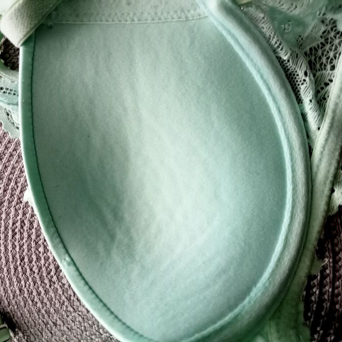 Biustonosz push up Esotiq 70B