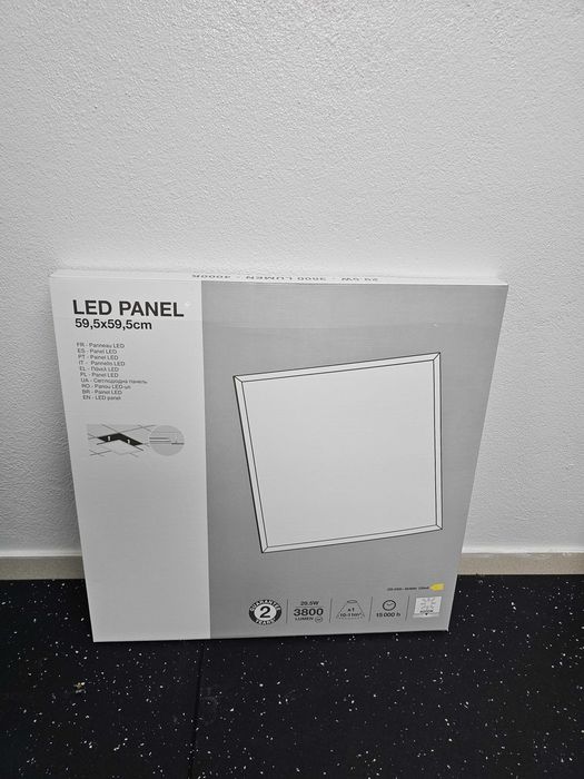 3 Painéis LED 60x60 novos e selados, 29,5W 3800lm 4000K
