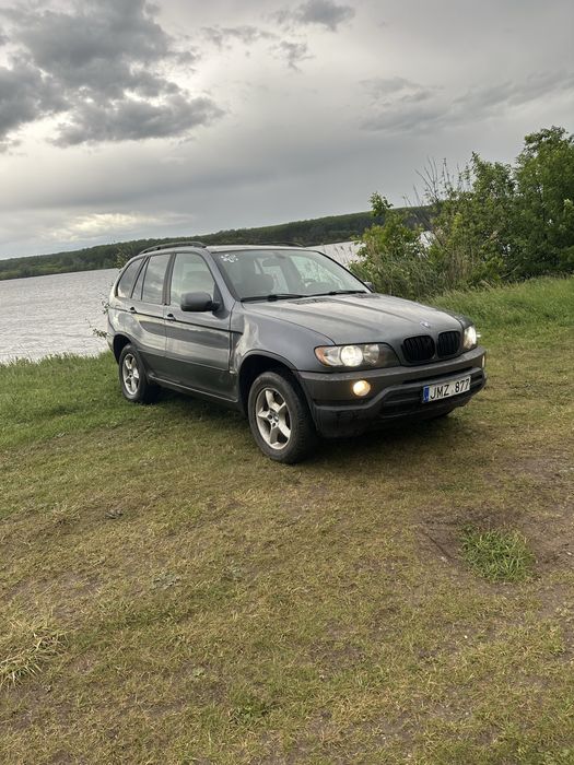 Продам BMW X5 3,0 дизель
