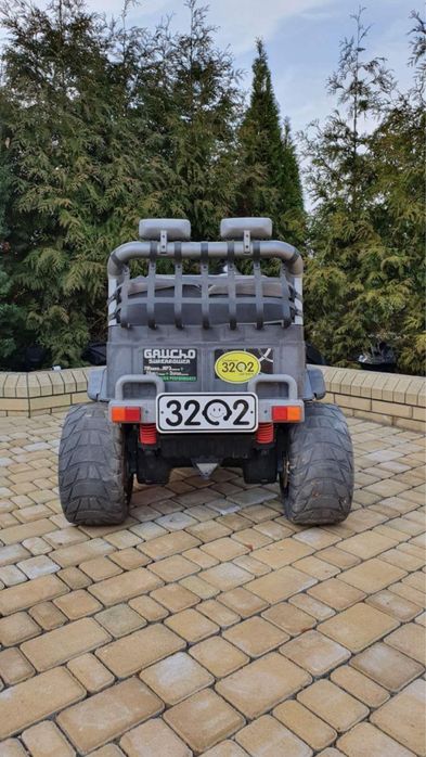 Дитячий електромобіль Peg Perego Gaucho Superpower
