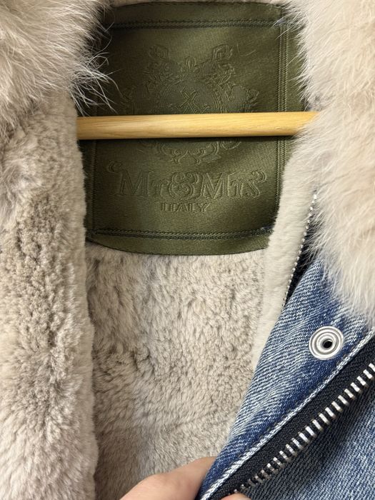 Куртка з натуральним хутром