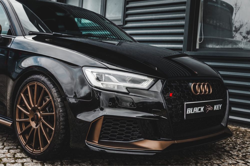 Audi a3 sportback s-line 2.0TDI 150cv “black and bronze” LOOK RS3