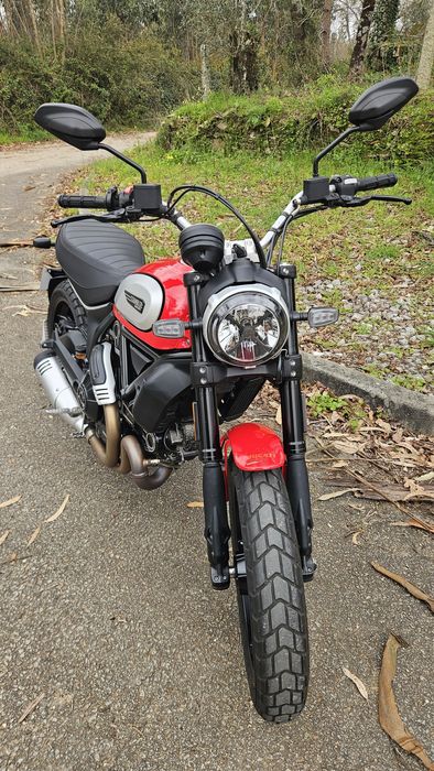 Ducati Scrambler Ícon Red 800
