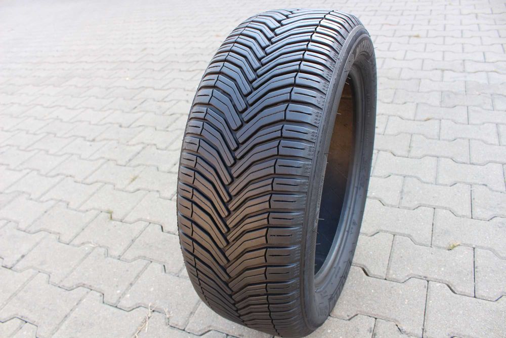 Opona całoroczna 205/55/16 Michelin CrossClimate 94V