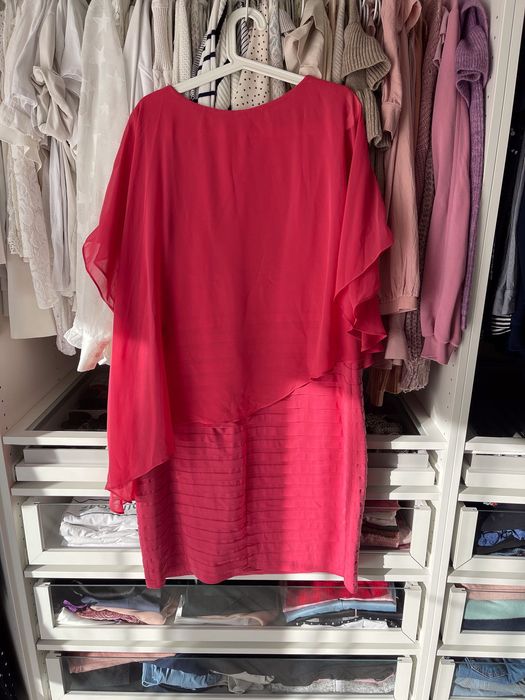 Sukienka różowa fuksja 52 Benitta z paleryną asymetryczna