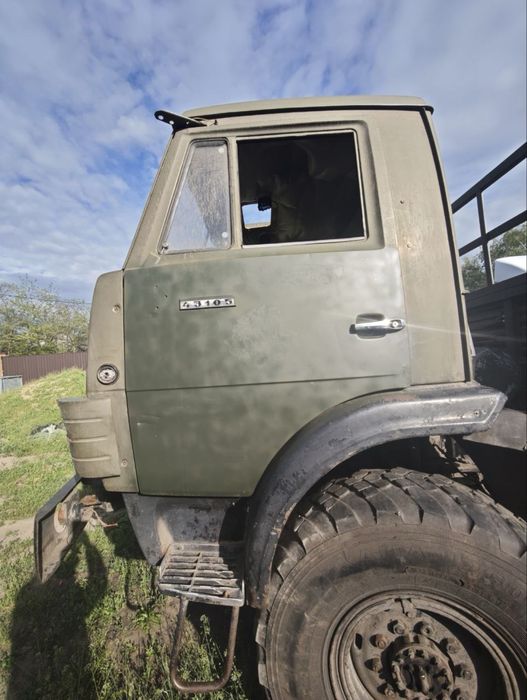 Автомобіль КАМАЗ 4310 всюдохід 6х6