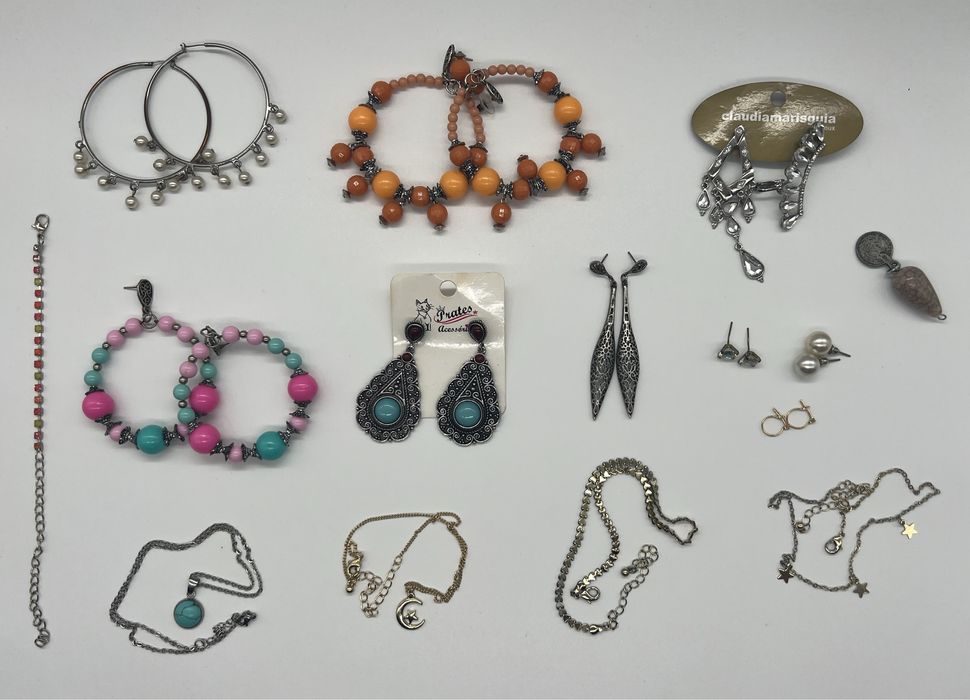 Coleção de Aneis, Colares, Braceletes e Brincos