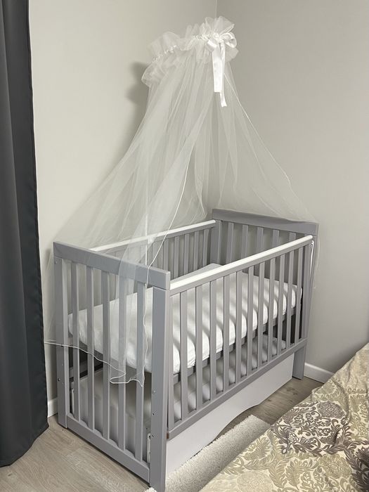 Дитяча кроватка/ліжко