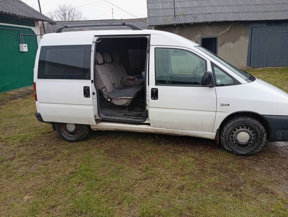 Пежо експерт 1.9 дізель.