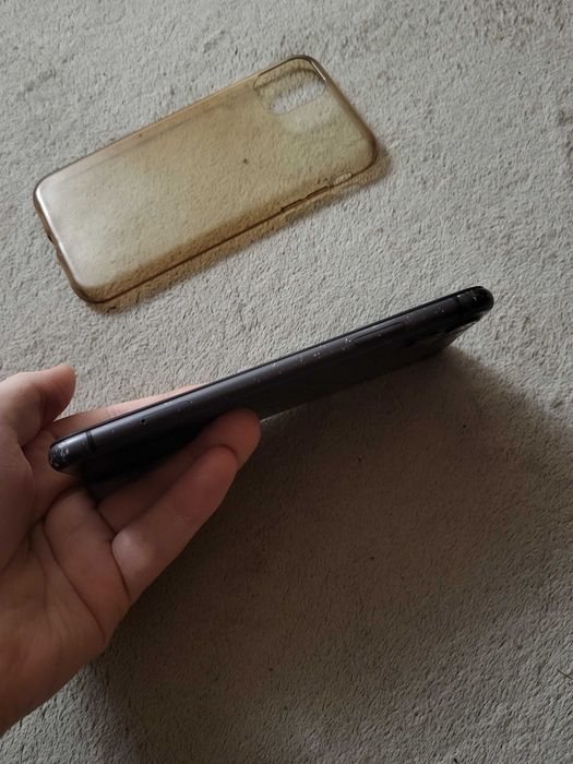 iPhone 11 2020 64 GB Neverlock