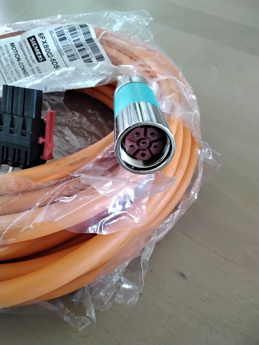 Kabel zasilających/ siemens motion-connect 800Plus/ 6FX8002-5DS06-1BC0