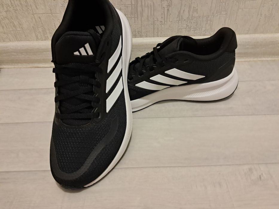 Продам Беговые кроссовки Adidas Runfalcon 5 Wide 43 (9.5) размер