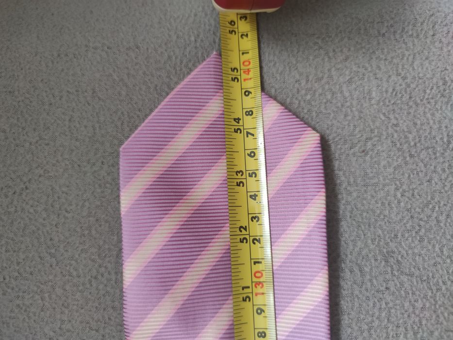 Krawat męski w kolorze liliowym