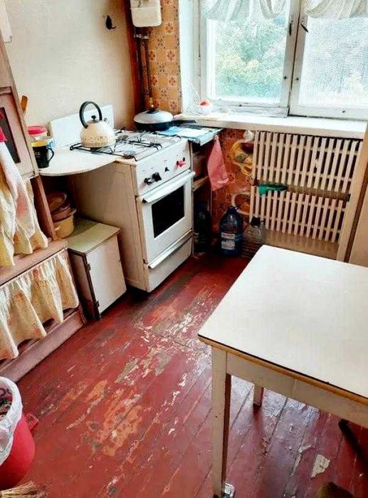 Златополье. Продам 2 к квартиру