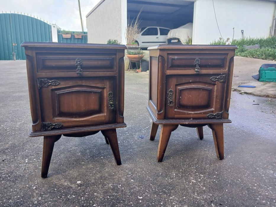 Conjunto 2 mesas cabeceira