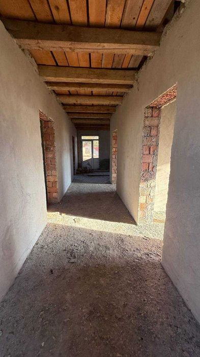 Продаж будинку в мальовничому місці — с. Коростувата