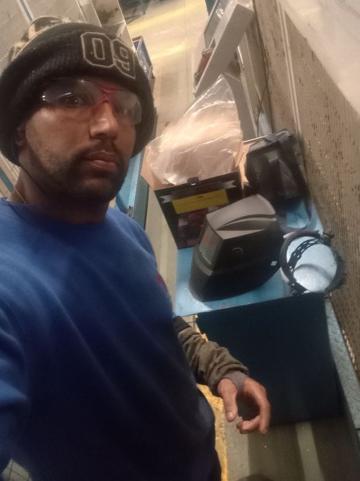 Serviços de solda no eletrodo ou lixadeira de 4• ou de 7polegadas