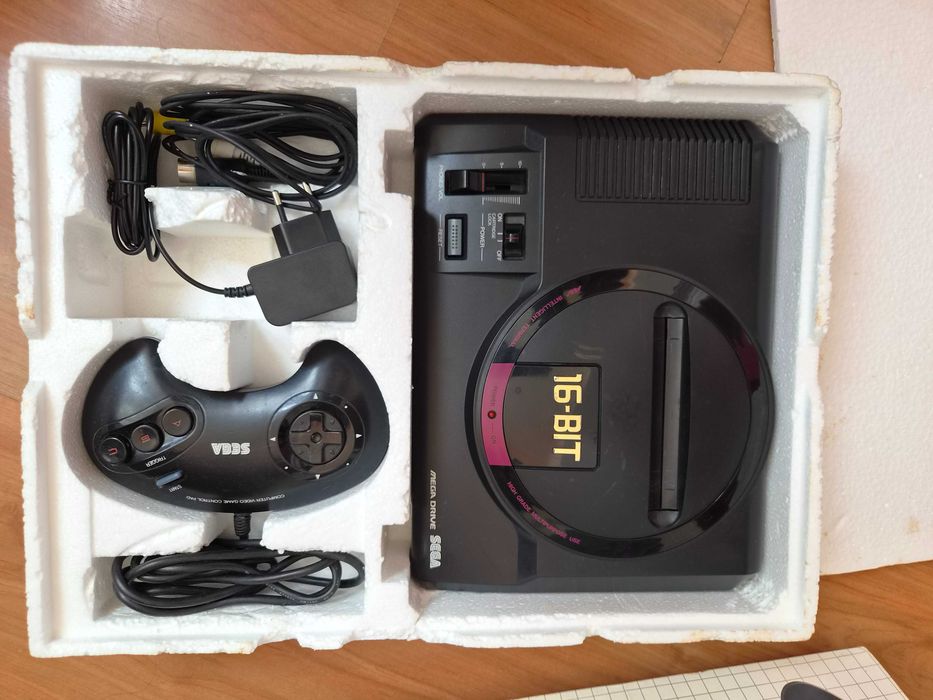 Ігрова приставка Sega mega drive регіон Японія комплект з коробкою