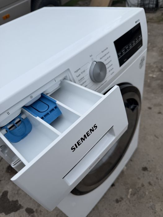 Пральна машина Siemens WM14G400