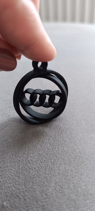 Breloczek z logo marki Twojego  samochodu