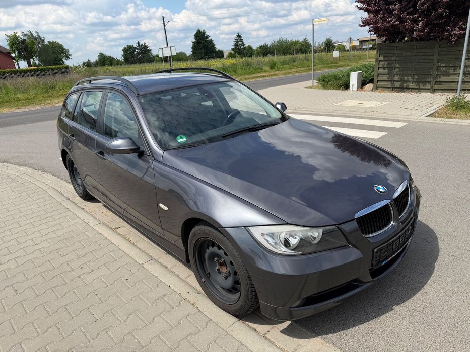 BMW Seria 3 BMW 318i automat klima