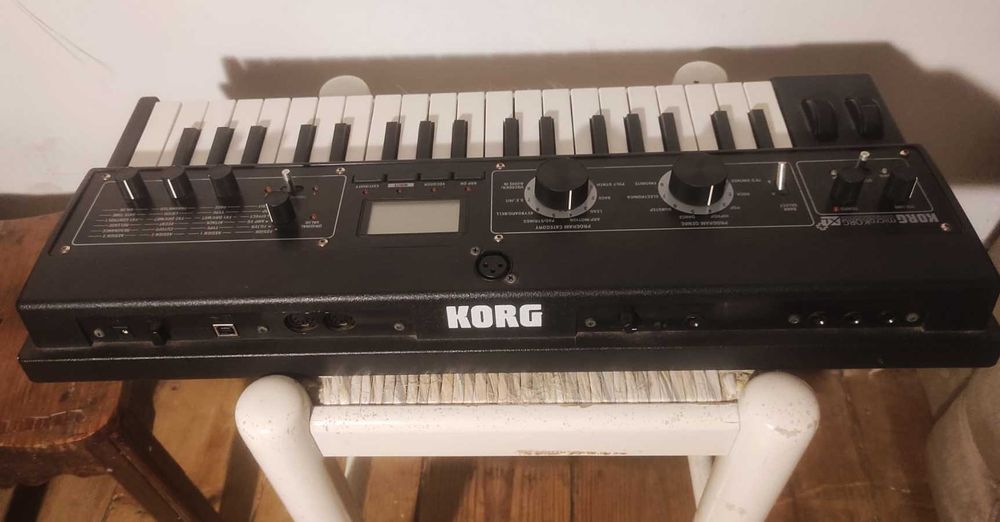 Sintetizadores Korg MicroKorg xl +