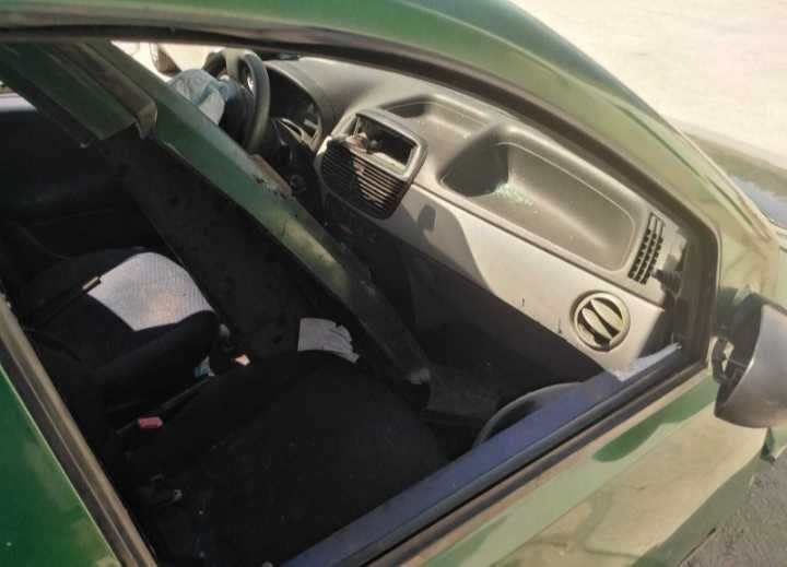 Para Peças Fiat Punto de 2000 com boa mecânica