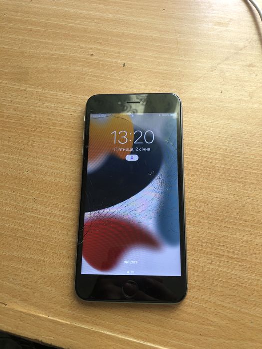 Iphone 6S+ 64 гб битий
