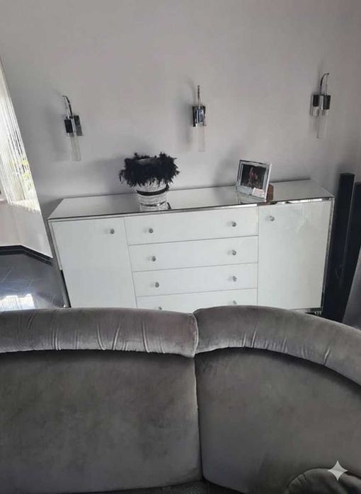 Komoda Lustrzana, Meble Glamour, Komoda z Cichym Domykiem, Nogi Ludwik