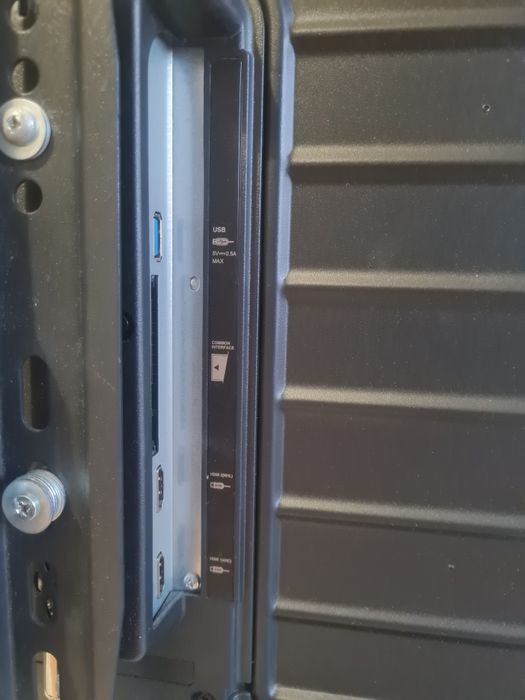 2x Telewizor Thomson 32" | DVB-T2/HEVC | Komplet z Uchwytem ściennym!