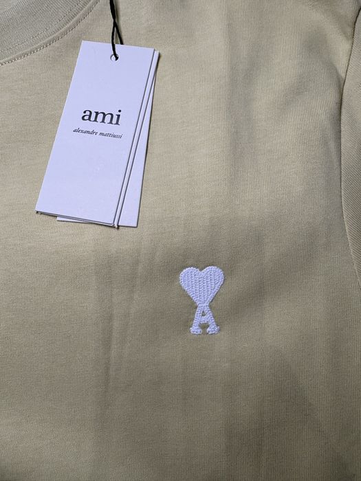 Ami Paris Tee.