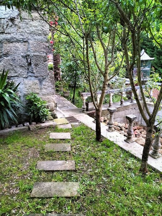 Jardineiro renovações limpeza e manutenção jardim