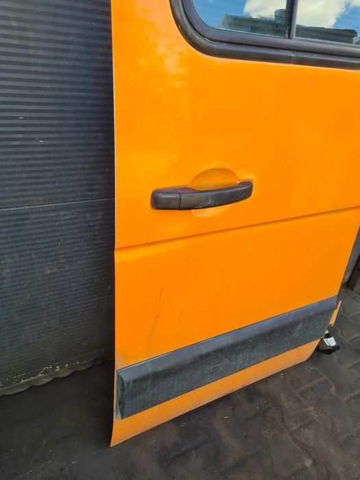 Renault Master III 2.3 doka drzwi tylne prawe