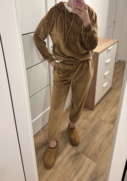 велюровий костюм