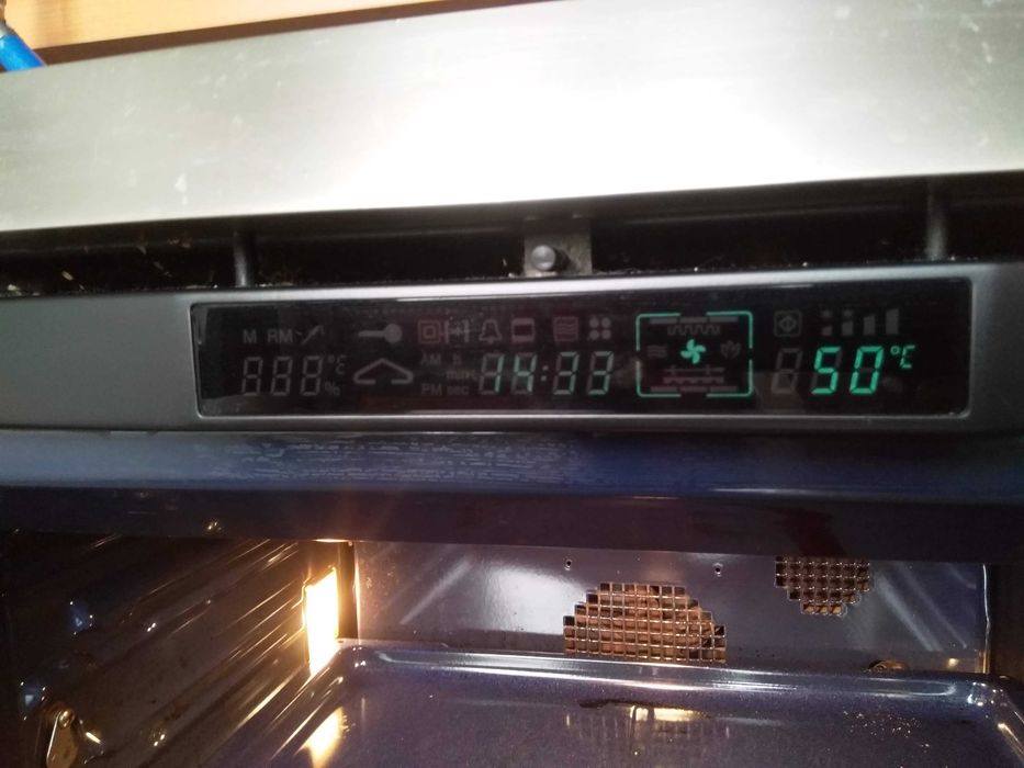 Продам немецкую духовку GAGGENAU model EB 984-110 70см