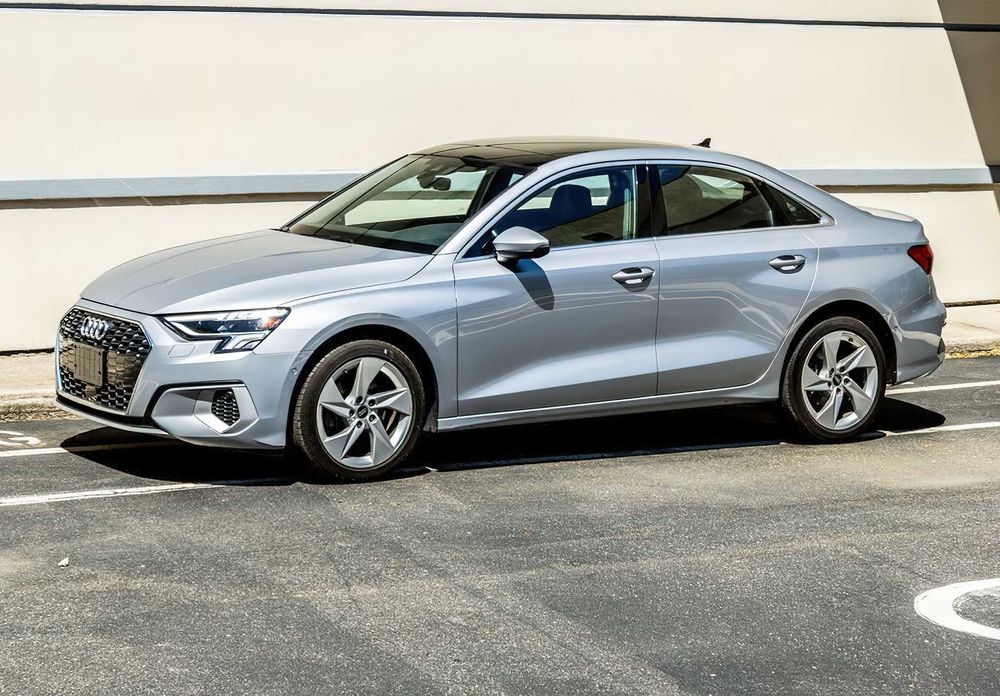Audi A3      2024