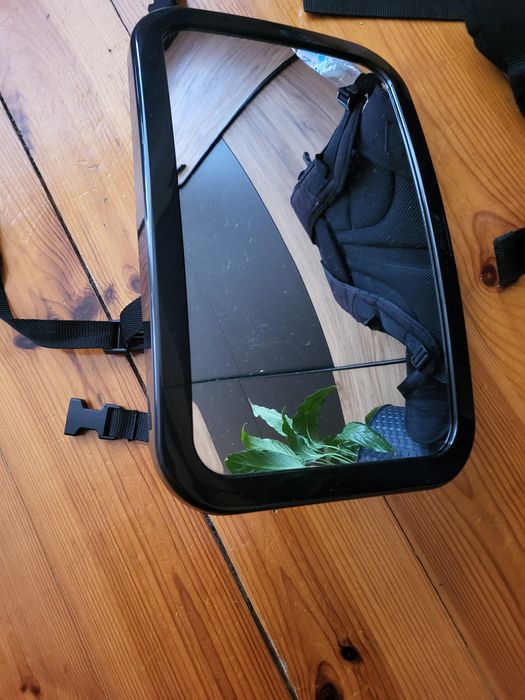 Lusterko do obserwacji dziecka