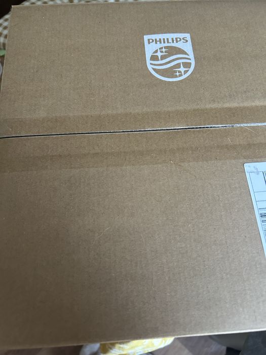 Новий аерогриль Philips Airfryer 1000 Series в заводській упаковці