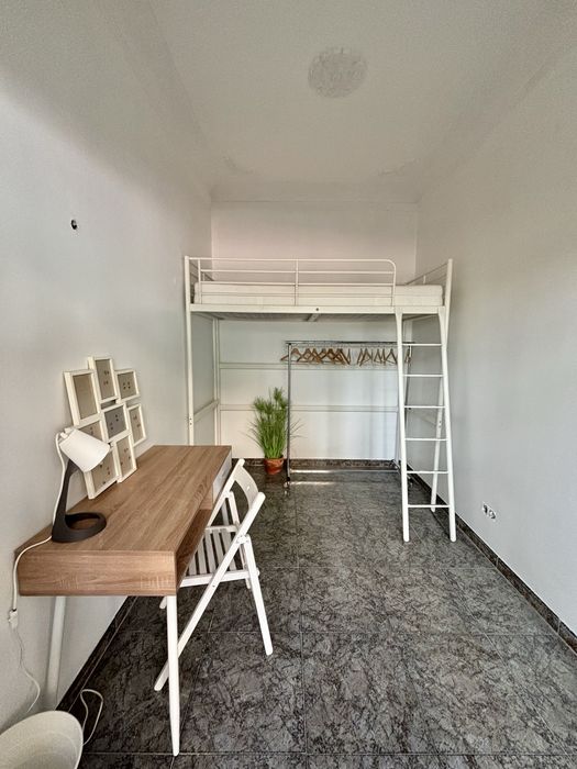 Quarto para arrendar marques de pombal Lx