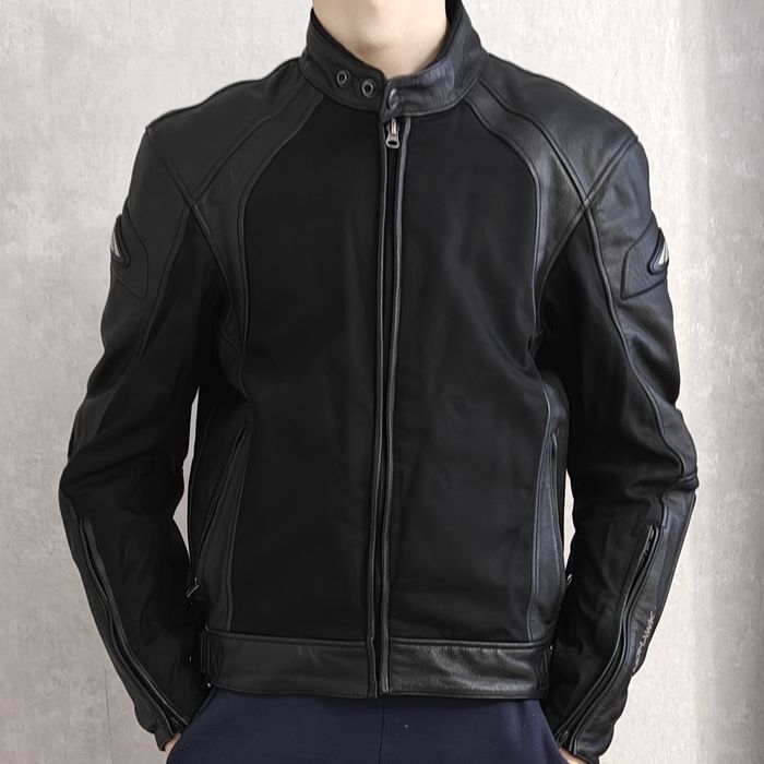 Стильна шкіряна мотокуртка Mohawk  розмір 52/L  в ідеальному стані