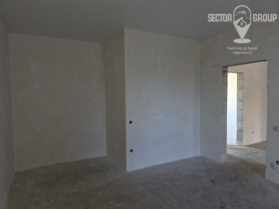 Напроти лікарні. 100кв.м., 2 тераси, 6 соток.