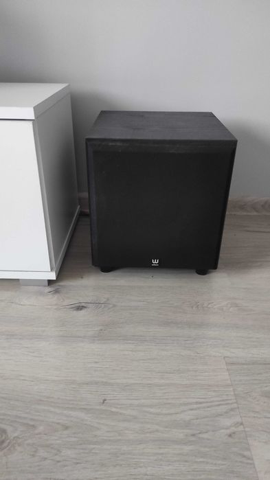 kolumny głośnikowe i subwoofer aktywny