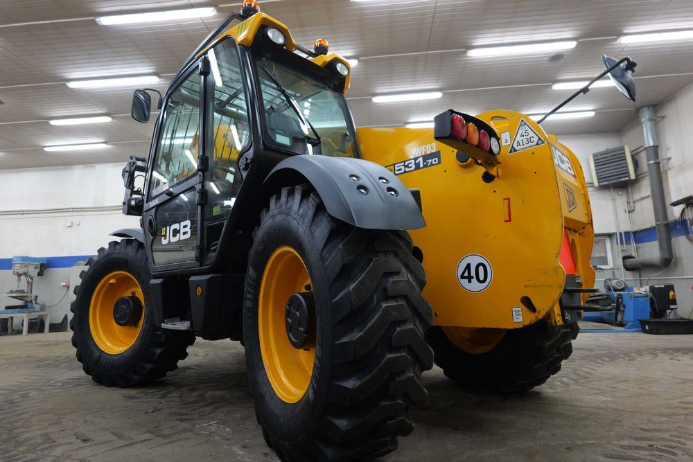 ładowarka teleskopowa jcb 531 70