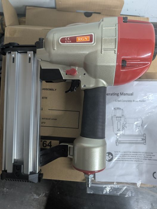 Пістолет монтажний,Пневмопістолет під дюбель St64