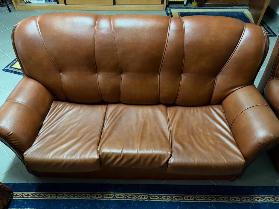 Conjunto de Sofás castanhos