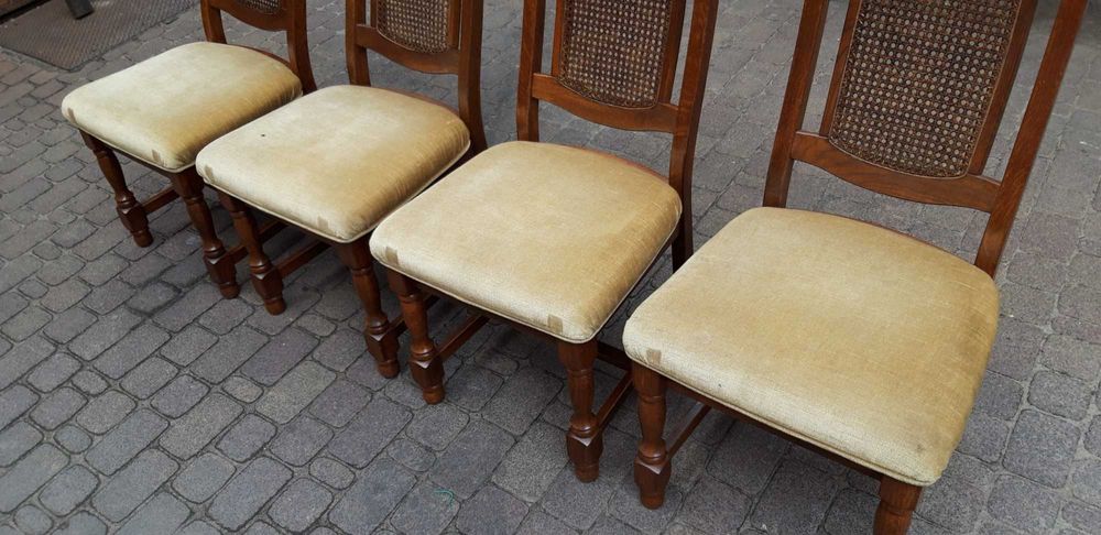 Krzesła holenderskie w bdb stanie lite drewno