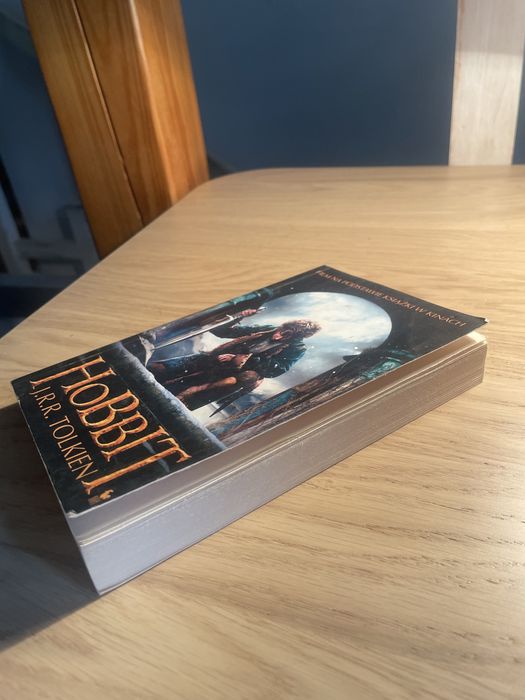 Hobbit- J.R.R Tolkien